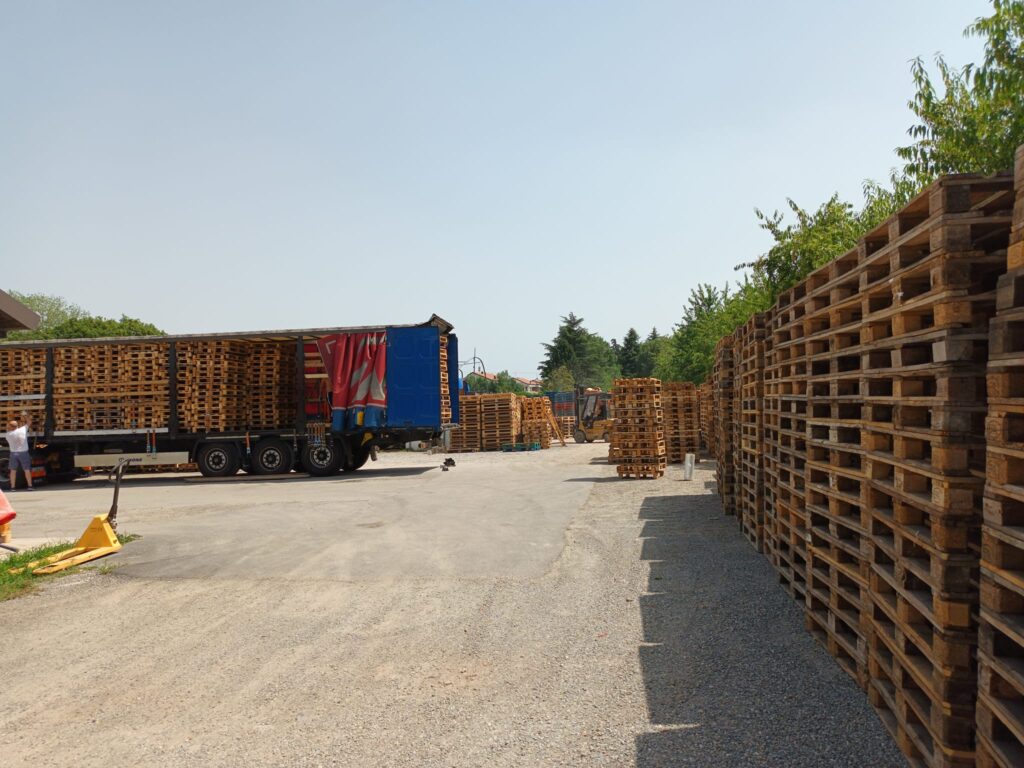 475209950_1132122128595168_5345642189775215419_n Scatolificio a Desio